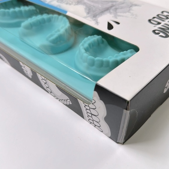 Protocol Biting Cold Teeth Ice Cube Tray NWT - Picture 7 of 15